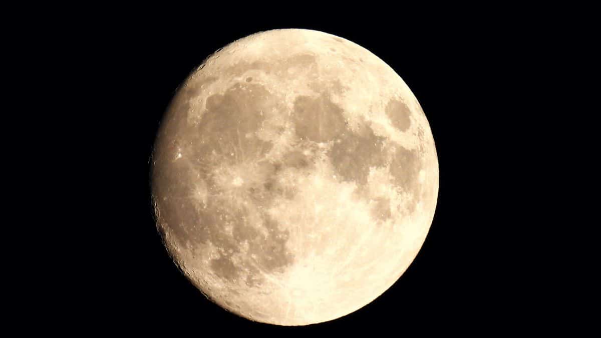 moon zoom camera photography